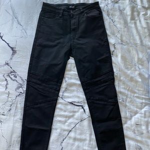 Fashion nova black jeans NEVER WORN